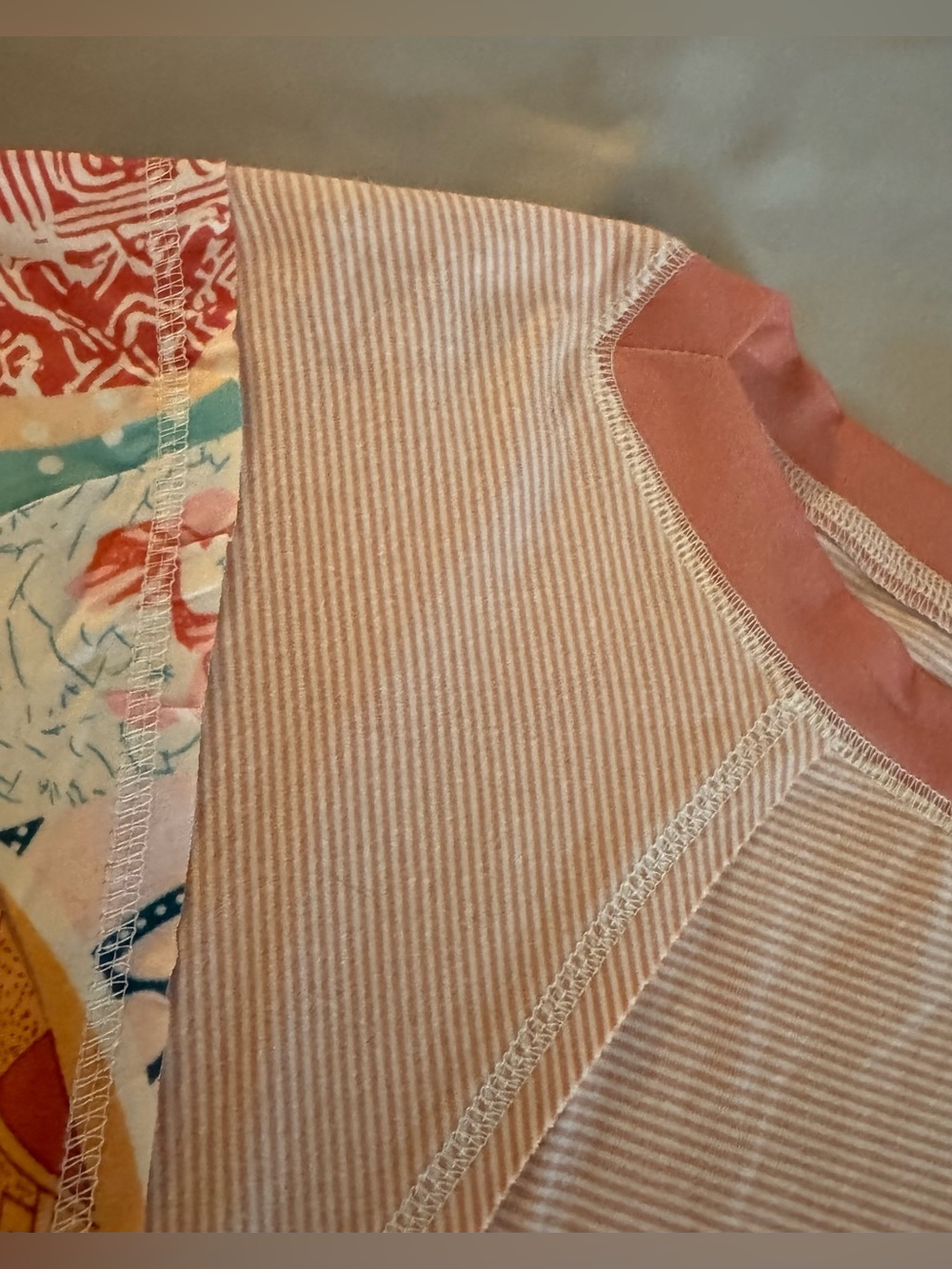 Light Pink Raglan 3/4 Sleeve Patchwork Boho Top Size Small - Picture 4 of 16